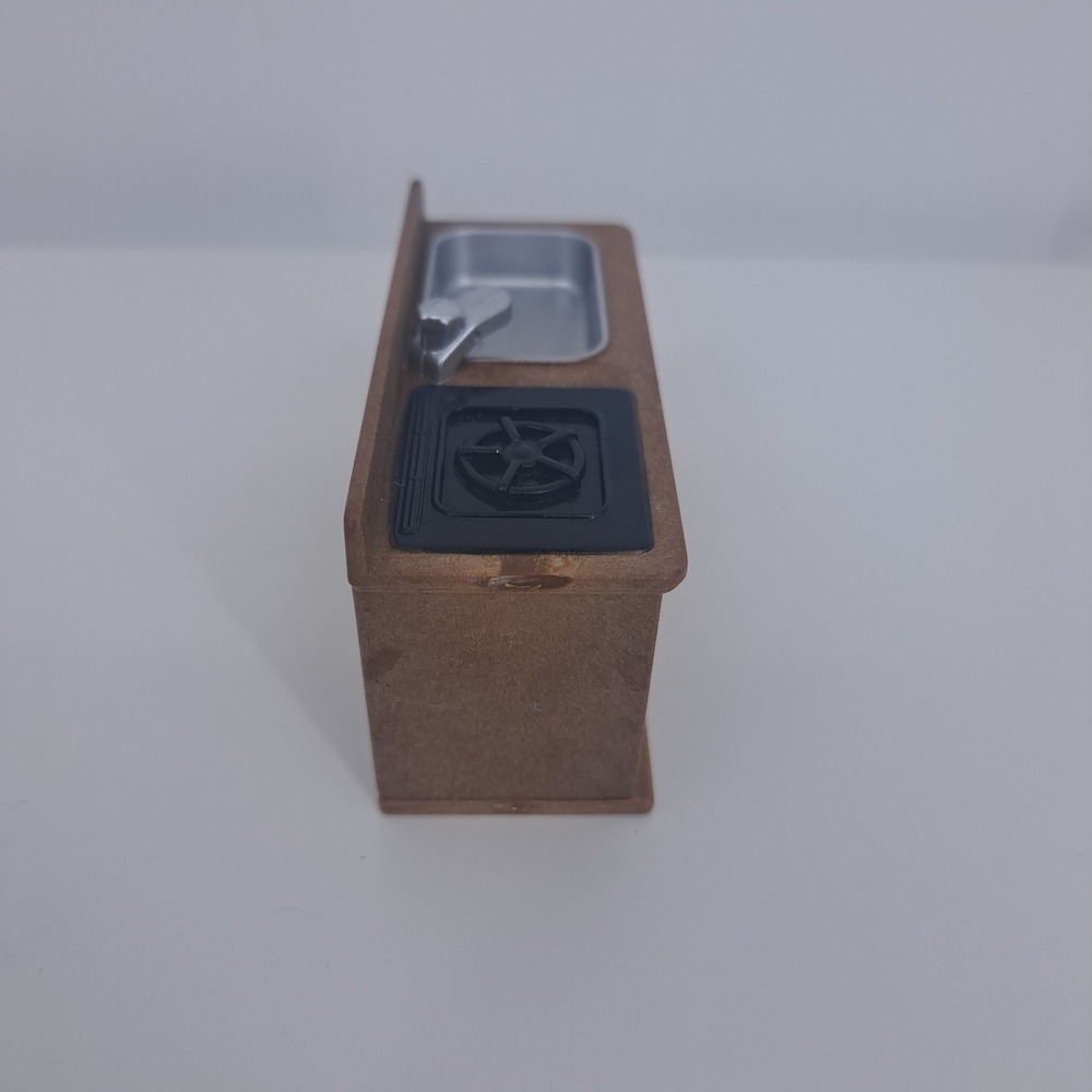Calico Critters Sylvanian Families Brown Kitchen Sink Stove Oven Unit Miniature - Picture 3 of 6
